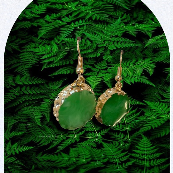GREEN AGATE GOLD FOIL TRIM DANGLE CIRCLE DROPS EARRINGS GEMSTONES HEALING - Picture 3 of 3
